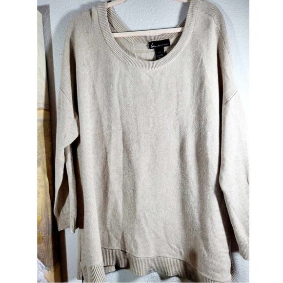 Used: Good Condition Lane Bryant Sweater. Size 24 - Picture 1 of 12
